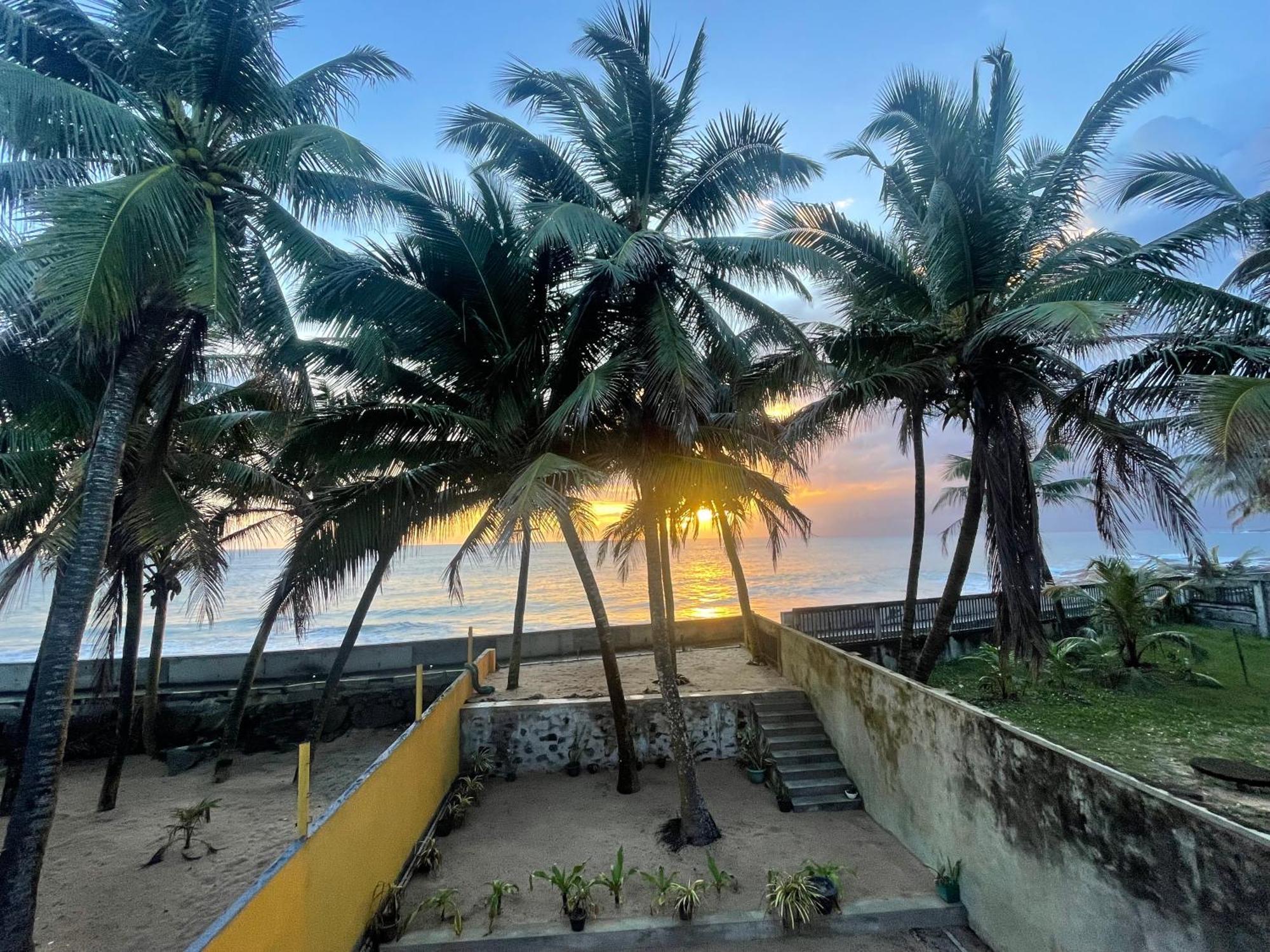 Blue Maalu Resort Амбаланґода Екстер'єр фото
