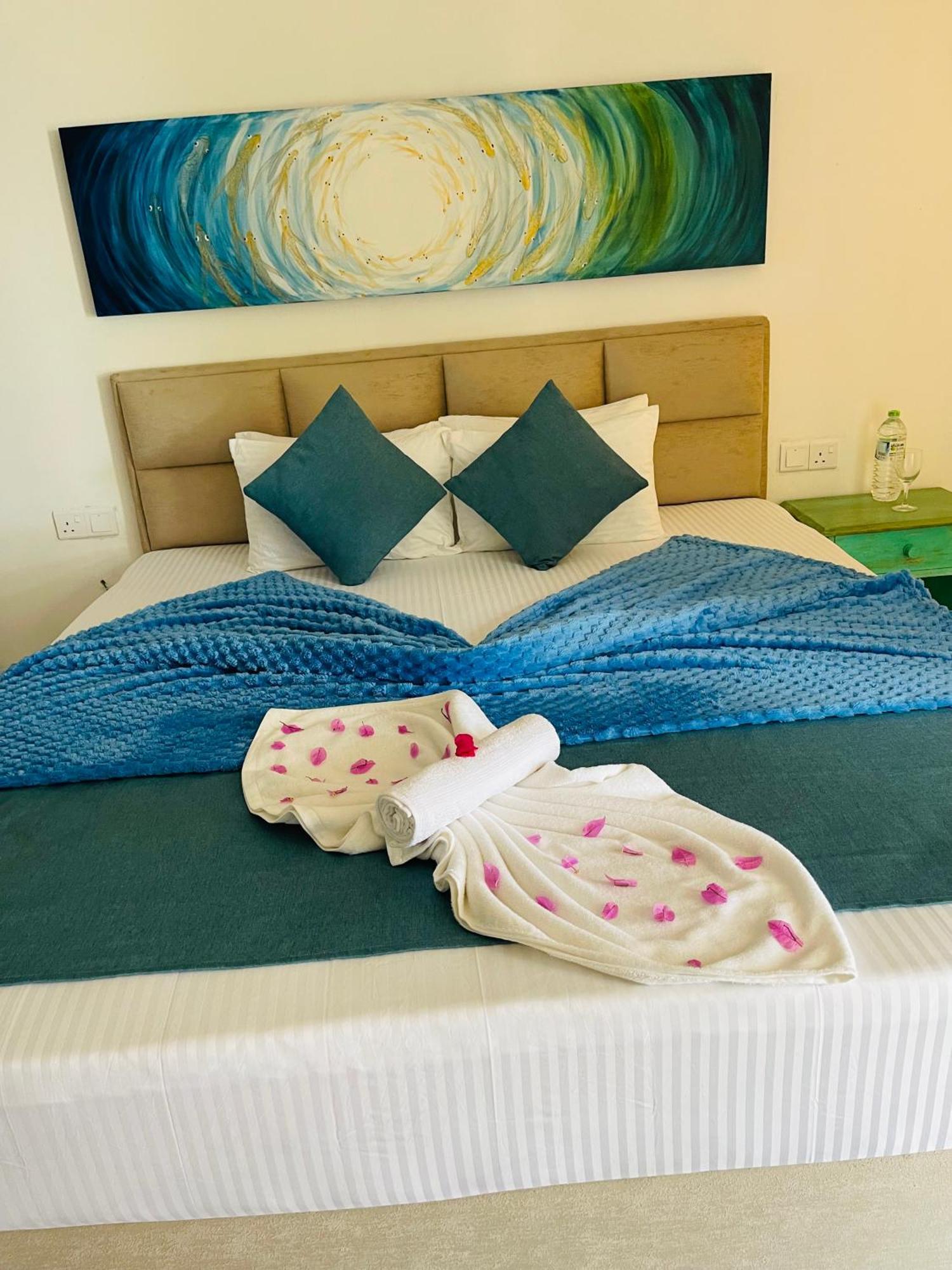 Blue Maalu Resort Амбаланґода Екстер'єр фото