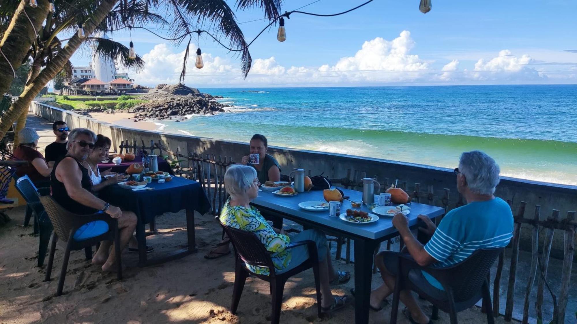 Blue Maalu Resort Амбаланґода Екстер'єр фото